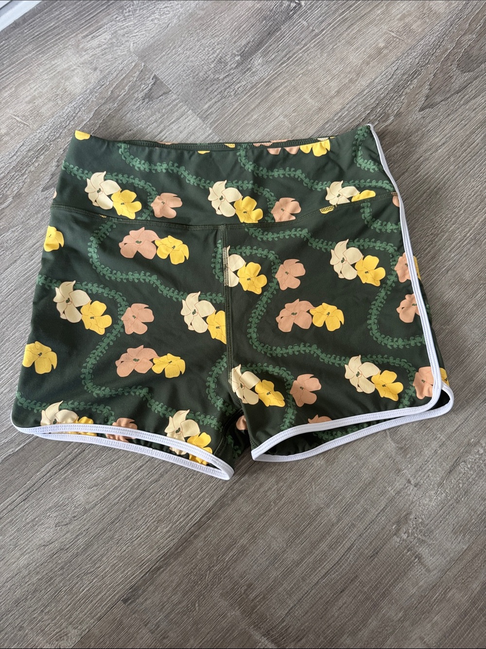 Fighting Eel Puakenini floral with White trim biker shorts